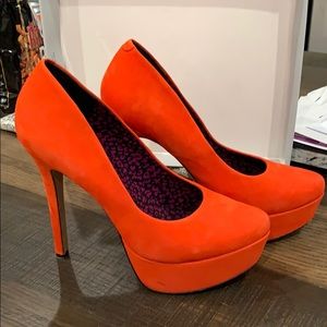 Jessica Simpson heels size 10